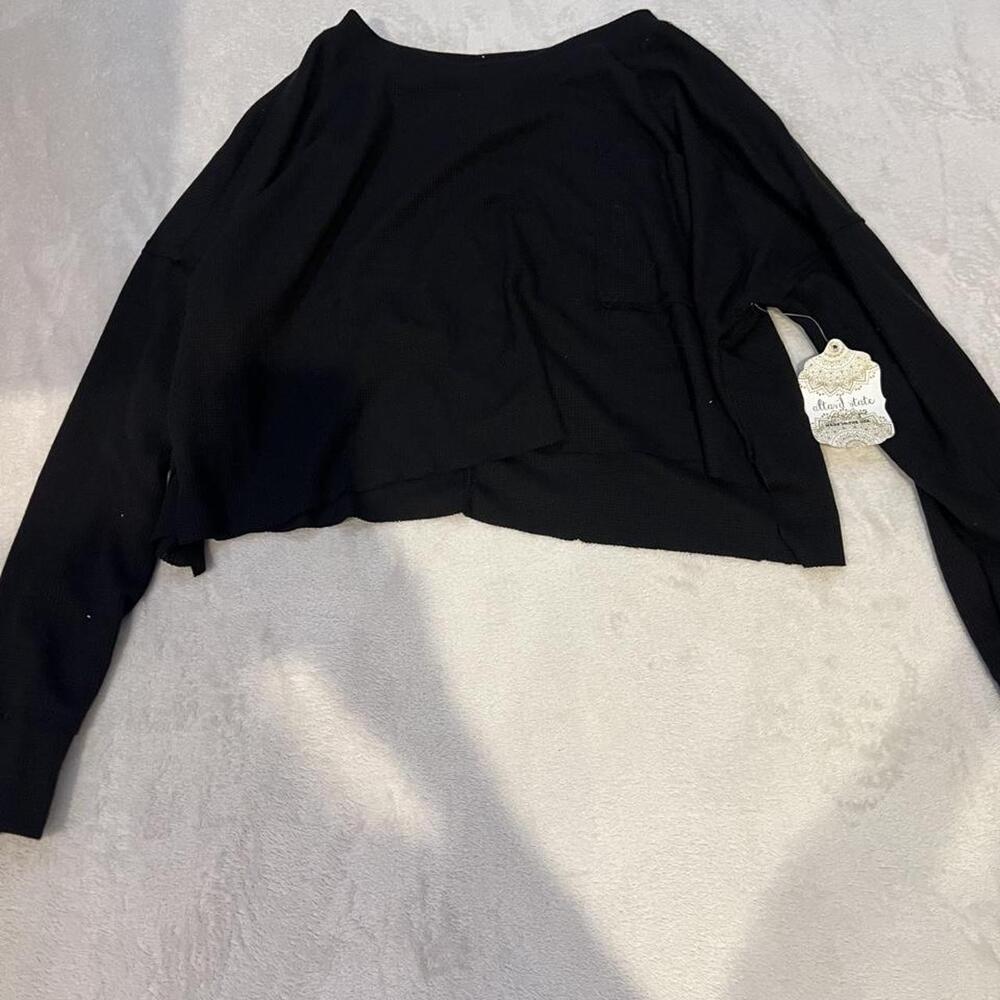 Black flowy Altard state top